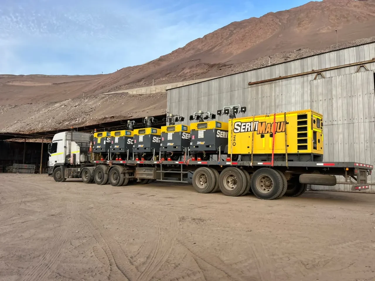 Traslado de materiales de construcción e insumos mineros